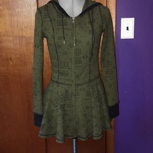 Rare Betsey Johnson feed bag bee brand hoodie